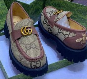 Gucci Shoes for men Brown